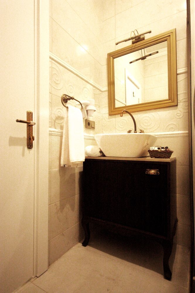 Taksim House Hotell Istanbul Exteriör bild